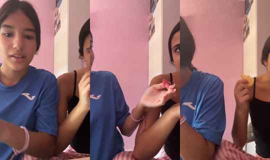 zooesiita__ TikTok Live — Oct 4, 2026, 10:25 AM