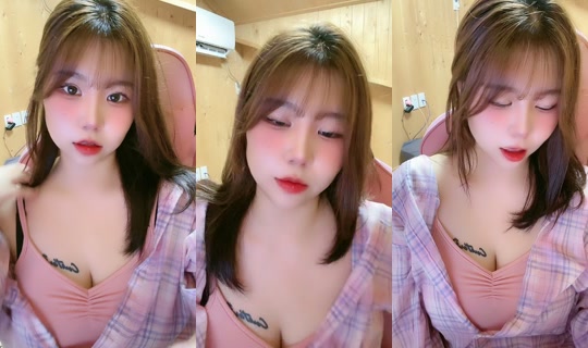 zz_happy TikTok Live — Aug 27, 2026, 2:49 PM