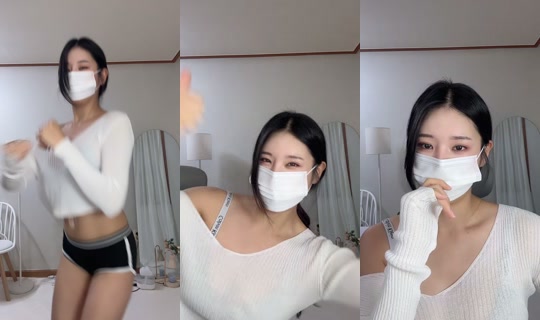 zzenga1004 TikTok Live — Oct 2, 2026, 8:22 PM